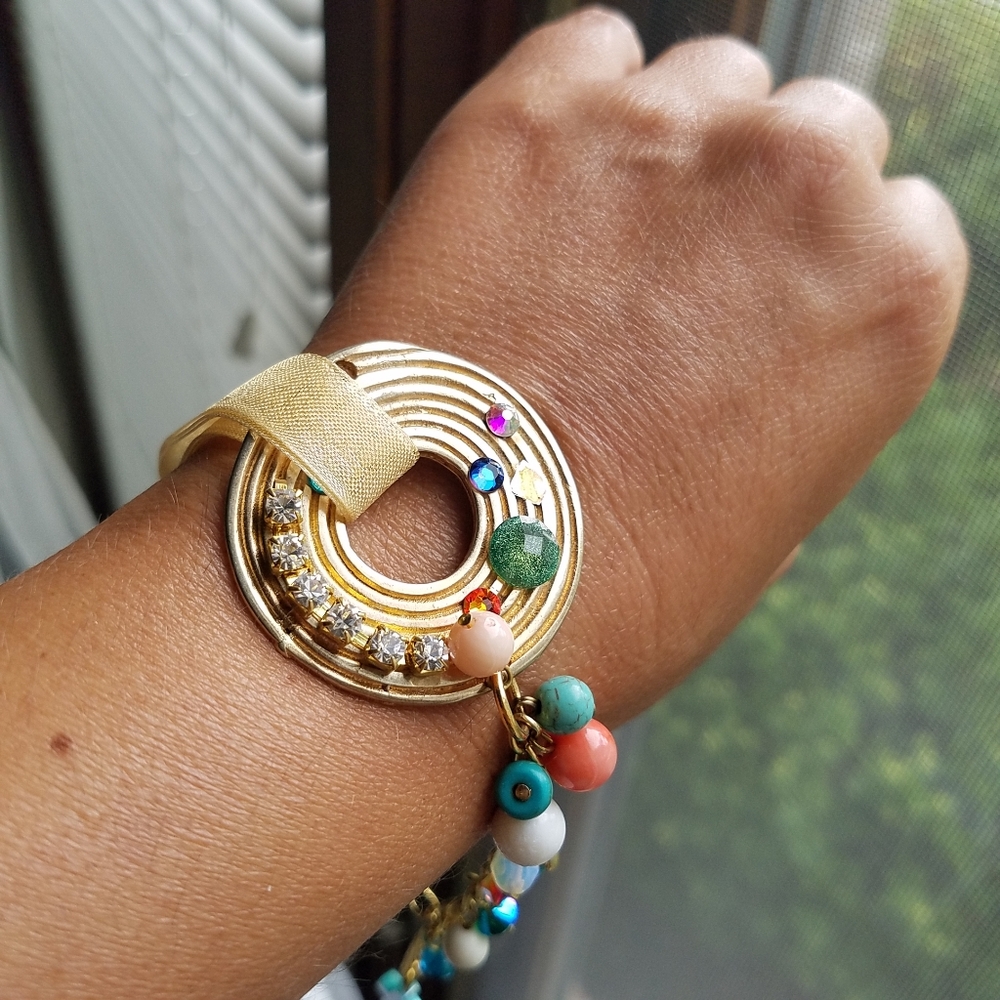 Swarovski Elements Gold Tone Multimedia Bracelet NEW - Picture 4 of 17